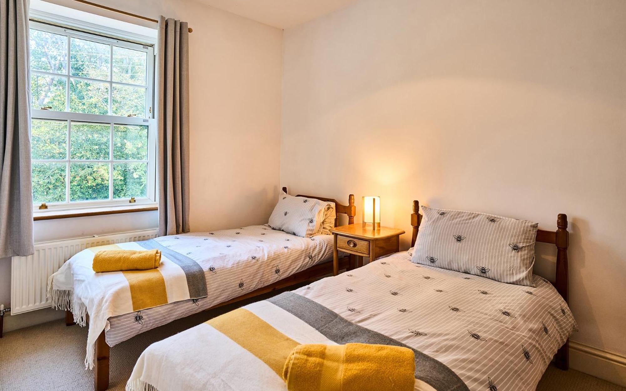 Nature Charm & Fruit Delights, Multi-Generation Celebratory Home -Try, Relax, Repeat - Sellindge Ashford  Ngoại thất bức ảnh